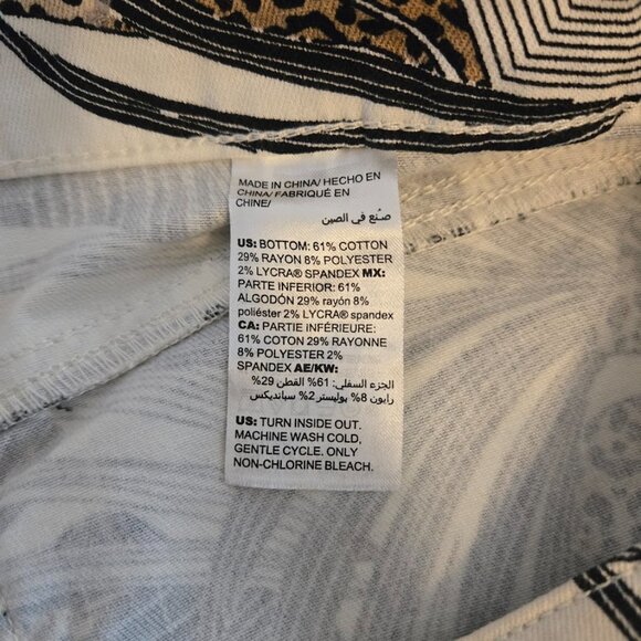 Chico's Malkin Palm So Slimming Girlfriend slim leg ankle pants Size 3/XL - Picture 5 of 5